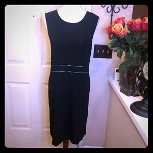 Dué Per Dué Beautiful Black Body Fitted Midi Dress